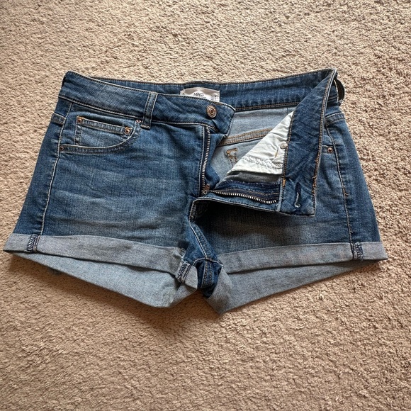 Mango Premium Denim Shorts with Casual Rolled Hem size 6 - Picture 2 of 8